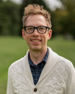 Photo of Zac Berg, Psychologist, MC, RPsych
