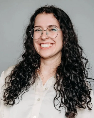 Photo of Deanna Raguckas, Registered Psychotherapist (Qualifying)