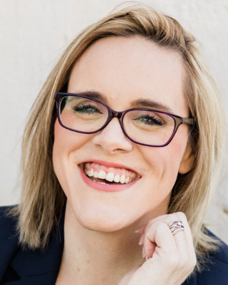 Photo of Kristin Martinez, Marriage & Family Therapist, LMFT