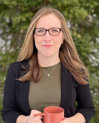 Photo of Kristen Lee - Kristen Lee- Circle of Support Counselling, Registered Social Worker, MSW, RSW