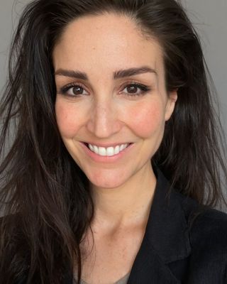 Photo of Anna Kenny-Ginard, Psychotherapist, MSc, MBACP