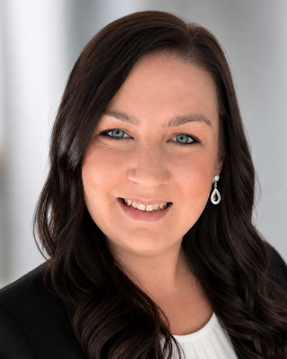 Photo of Julie Berden, Clinical Social Work/Therapist, LLMSW, PMH-C, CAADC-D