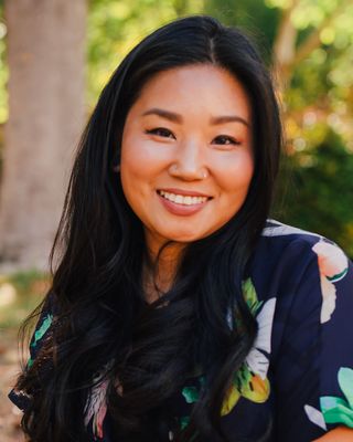 Photo of Emily Tran, Clinical Social Work/Therapist in Berkeley, CA