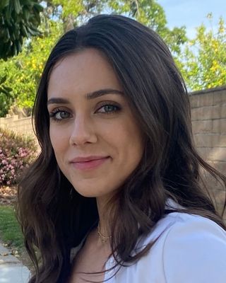 Photo of Victoria Ann Everett, Marriage & Family Therapist Associate, MS, AMFT