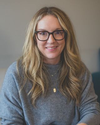 Photo of Angela Alexander, Marriage & Family Therapist, LMFT, CGP