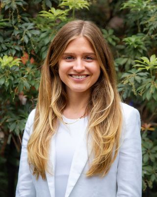 Photo of Avery Bowser, Pre-Licensed Professional