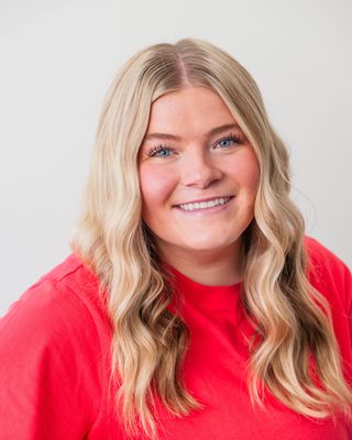 Photo of Sydnee Flores, Clinical Social Work/Therapist, CSW