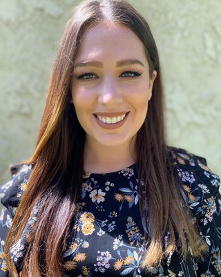 Photo of Cait Ismay, MS, AMFT, Marriage & Family Therapist Associate in Camarillo