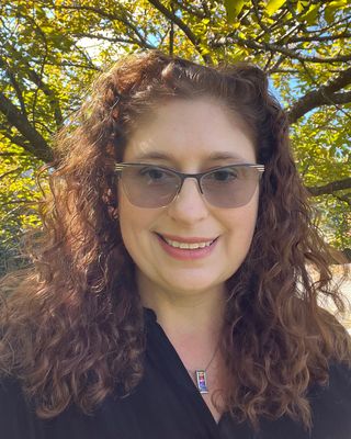 Photo of Robyn Haim, Clinical Social Work/Therapist, LMSW, LGSW