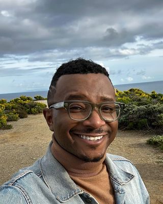 Photo of Tarik Brown, Clinical Social Work/Therapist