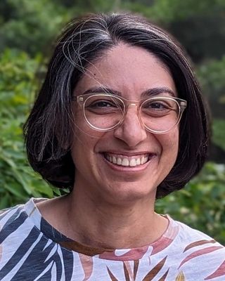 Photo of Shagha Khodaei, Registered Psychotherapist (Qualifying), BA, MSc