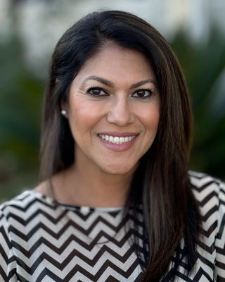 Photo of Kiran Flores, Clinical Social Work/Therapist, MSW, LCSW