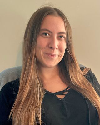 Photo of Shannon Vokes, Registered Psychotherapist, BA, MA, RP