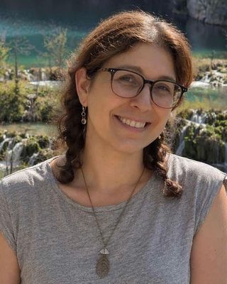 Photo of Johanna Neumann, Clinical Social Work/Therapist, LCSW, LICSW