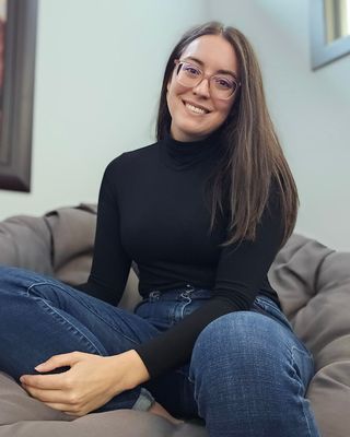 Photo of Jessica White, Counsellor, MA, CCC, CT