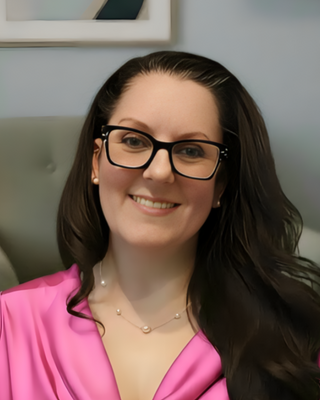Photo of Heather Bisca, Psychiatric Nurse Practitioner, PMHNP