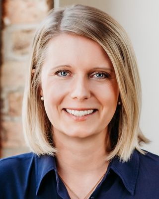 Photo of Elizabeth Bodett Dresser, Counselor, LCPC, EMDR