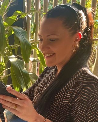 Photo of Kellyjo Coney-Khan, Psychotherapist, MA, APACS