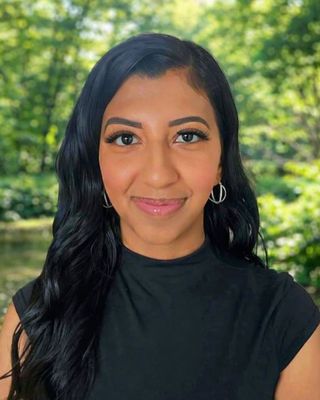 Photo of Rocelyn Alvarado, Pre-Licensed Professional