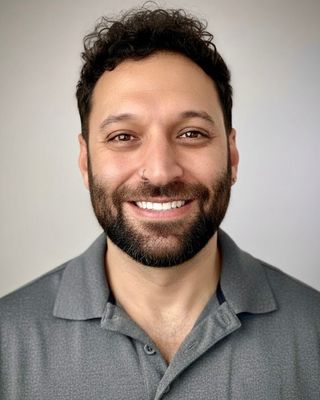 Photo of Brandon Khanna, Marriage & Family Therapist, LMFT, CCTP-II
