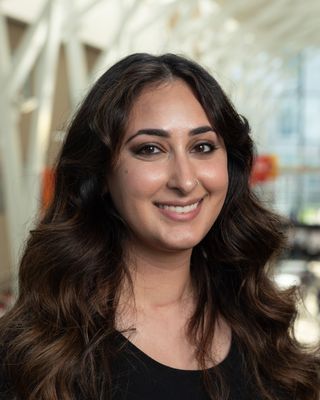 Photo of Eshleen Grewal, Registered Psychotherapist (Qualifying), RP (Q), MA