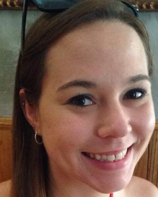 Photo of Courtney Simon, Licensed Professional Counselor, LMFT