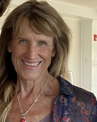 Photo of Elizabeth Quincy, Licensed Clinical Mental Health Counselor, MEd, LCMHC