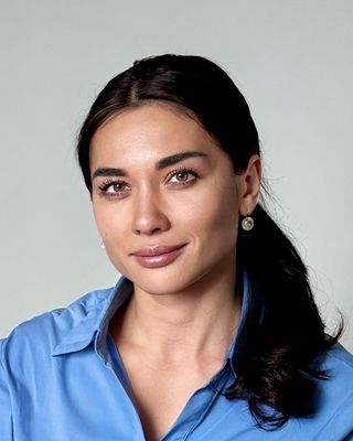 Photo of Kristina Kutsitaru, Registered Psychotherapist (Qualifying), MSc, MA, CBT, EMDR, DBT