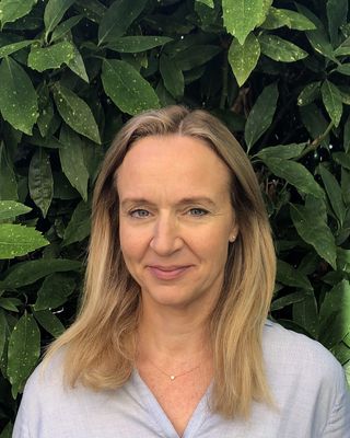 Photo of Dr Julia Huerter, Psychotherapist, MBACP