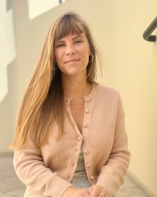 Photo of Holly Pittaway, Marriage & Family Therapist, LMFT, APCC, MA, MS, EMDR