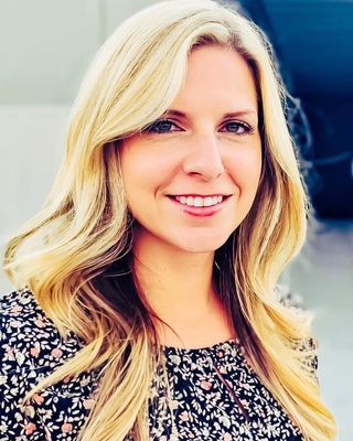 Photo of Laura M. Dixson, Clinical Social Work/Therapist, LICSW