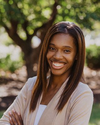 Photo of Sharanā Sánchez, Clinical Social Work/Therapist, LMSW, SE Stud