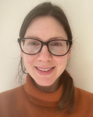Photo of Sarah Ommanney - The Pine Room, Psychologist, PsychD, HCPC - Clin. Psych.