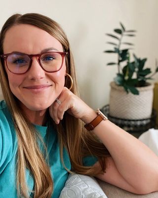Photo of Karry Grady, Licensed Clinical Mental Health Counselor, LCMHC, CCTP-I
