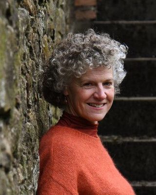 Photo of Rachel Maisey, Counsellor, MA, MBACP Accred
