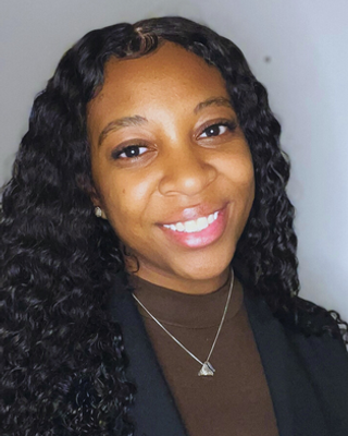 Photo of Phelina Robinson, Pre-Licensed Professional