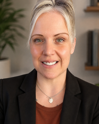 Photo of Stephanie Kinney, Marriage & Family Therapist, LMFT, PsyD
