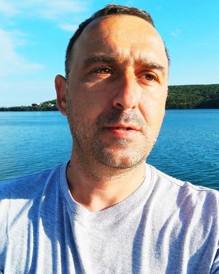 Photo of Dr George Samoilis, Psychologist, PsychD, HCPC - Couns. Psych.
