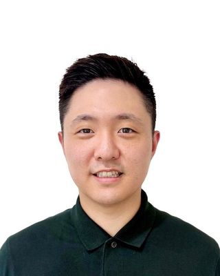 Photo of Mo Kim, Licensed Professional Clinical Counselor, LPCC