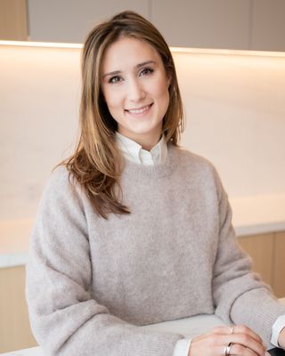 Photo of Anastasia Berezowsky, Registered Psychotherapist (Qualifying), RP(Q)