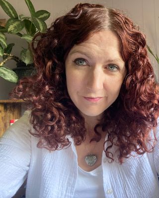 Photo of Laura Anderson, Licensed Professional Clinical Counselor, LPCC