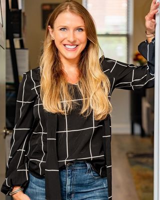 Photo of Caroline Reid, Licensed Master Social Worker, LMSW