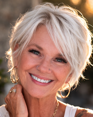 Photo of Laurie L Jones, Marriage & Family Therapist, MS, LMFT