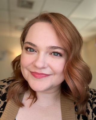 Photo of Shelby Davis, Licensed Professional Counselor, LPC, RDT