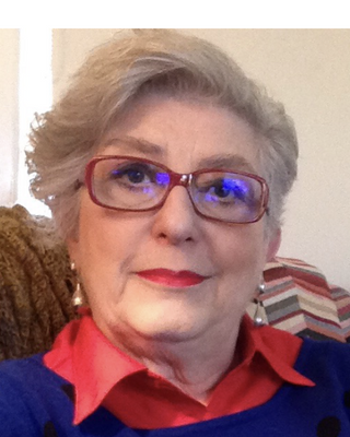 Photo of Rosalind Powell, Counsellor, MBACP Accred