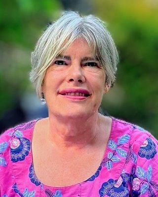 Photo of Ailsa Lamont, Psychotherapist, MSc, MUKCP