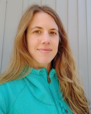 Photo of Leslie Hein, Registered Psychotherapist, MACP