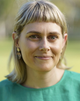 Photo of Elizabeth Holmquest - Paper Daisy Therapy , Clinical Social Work/Therapist in Delacombe, VIC