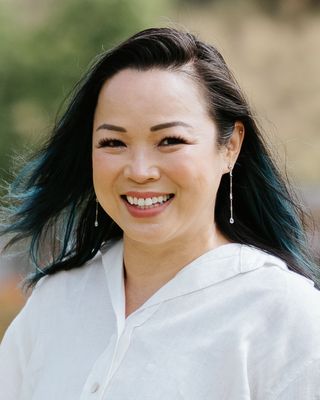 Photo of Yin Yin Lim - Yin Yin Lim: Anxiety/Perfectionism/Trauma, Marriage & Family Therapist Associate, MA