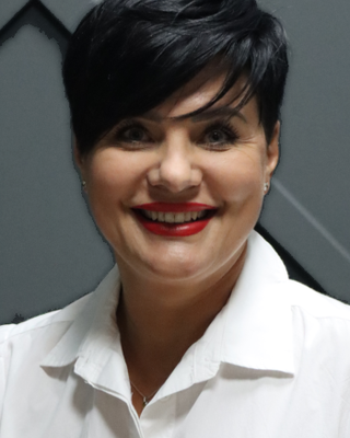 Photo of Joanna Kozminski - Burnout, High Functioning Anxiety, Career - Joanna, Pre-Licensed Professional